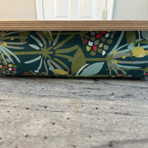 Duupla LapDesk - Laptop Tray with Bird Pattern for Computer, Food, Reading - Picture 2 of 5